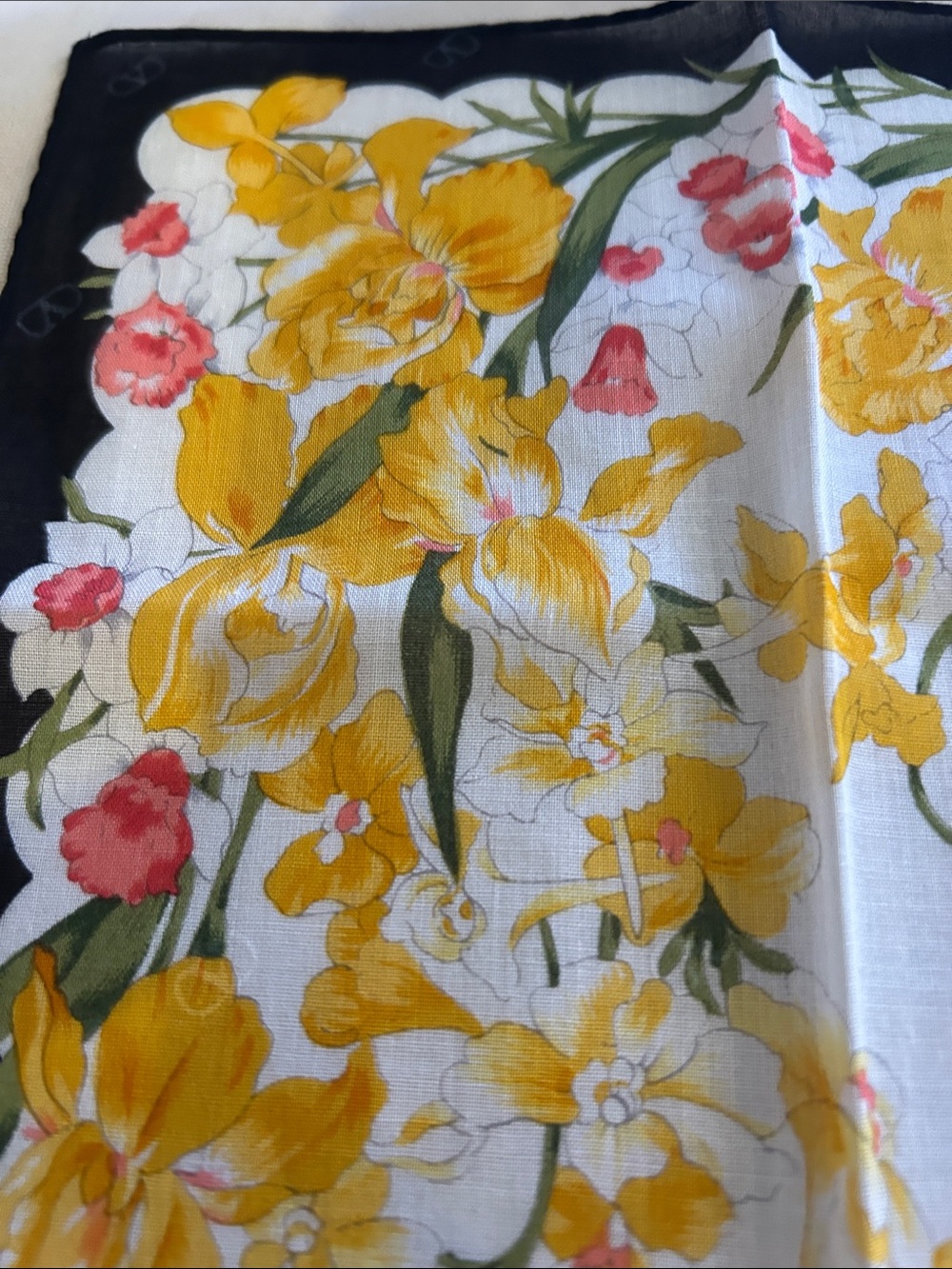 Valentino Garavani Floral Cotton neckerchief, bag or hair accessory NWT - Picture 5 of 7